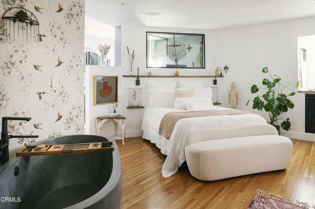 1241 Solita Road, Pasadena CA: https://media.crmls.org/mediaz/b09d1f9a-7f7e-4a2f-a6e3-6e17164ffe6e.jpg