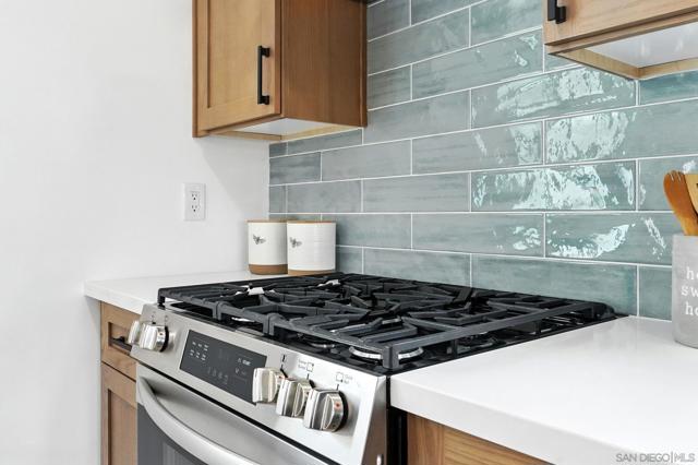 2736 Burgener Blvd, San Diego CA: https://media.crmls.org/mediaz/b09db935-ad93-4038-aa6f-8470aa11446b.jpg