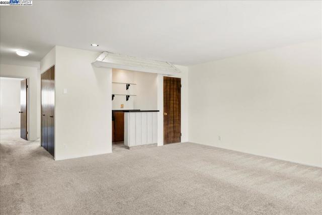 2133 Santa Clara Ave, Alameda CA: https://media.crmls.org/mediaz/b09ec7f3-c800-4ae8-b413-55f8df8c5523.jpg