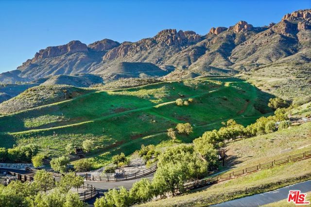 Drew Fenton | 12486 Yerba Buena Road Malibu CA | MLS: 7446370 Drew Fenton | 12486 Yerba Buena Road Malibu CA | MLS: 7446370