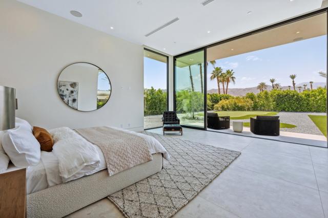 7 Makena Lane, Rancho Mirage CA: https://media.crmls.org/mediaz/b0a00853-5b48-43e2-a07e-fbb0f6982b42.jpg
