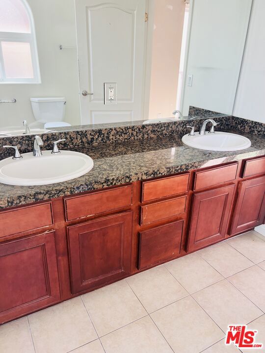 5719 Camellia Avenue, 109 photo 29
