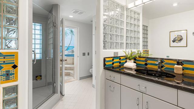 11 Hawk View, Portola Valley CA: https://media.crmls.org/mediaz/b0a2249a-6652-4c83-9b17-2bca86d984e2.jpg