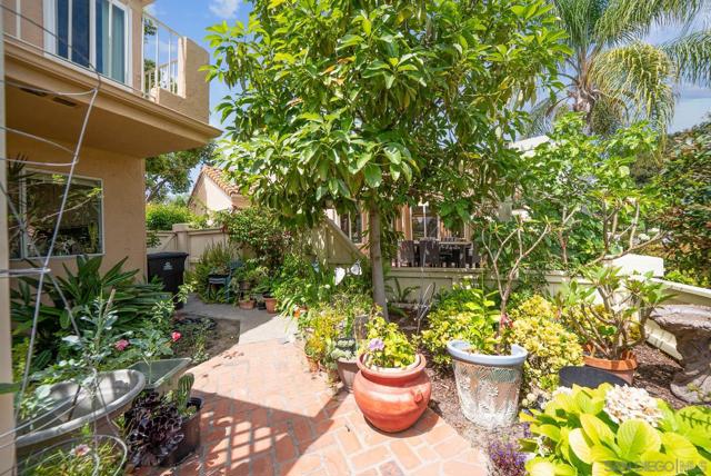 2100 Northshore Drive, Chula Vista CA: https://media.crmls.org/mediaz/b0a37b2c-3997-46cd-a817-584ec9326add.jpg