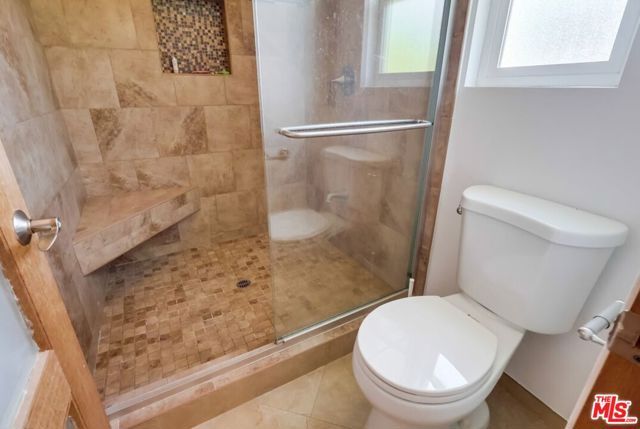 687 Mount Carmel Drive, Claremont CA: https://media.crmls.org/mediaz/b0a3b176-5fb2-4f63-b324-8cda8ecbf7b3.jpg