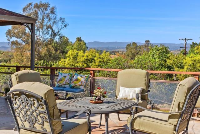 Detail Gallery Image 41 of 54 For 2394 Vista Grande, Vista,  CA 92084 - 3 Beds | 2/1 Baths