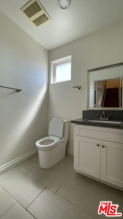 5733 Fulcher Avenue photo 66