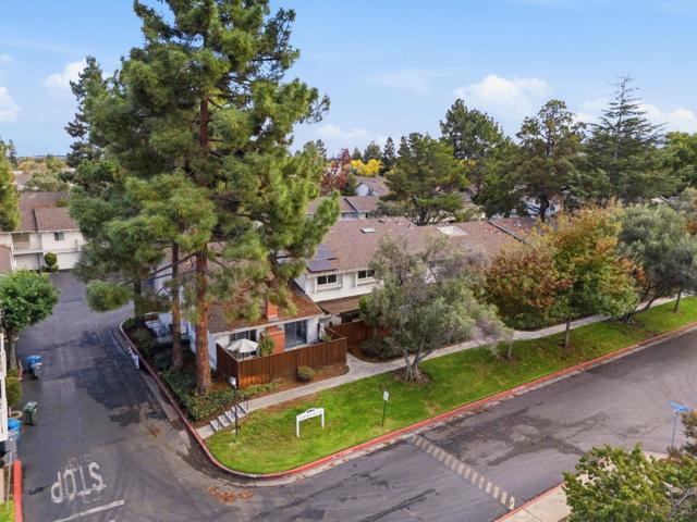 10969 Northshore Square, Cupertino CA: https://media.crmls.org/mediaz/b0a6d1f7-48db-41ff-af91-522658735acf.jpg