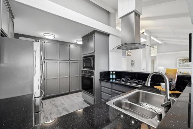 560 California Way, Woodside CA: https://media.crmls.org/mediaz/b0a70625-e920-49d7-886a-e6bc9eca2091.jpg