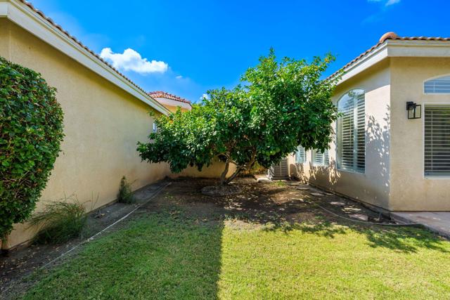 82620 Hamilton Court, Indio CA: https://media.crmls.org/mediaz/b0a7de3c-4855-4394-8c57-7d7e1ad47945.jpg