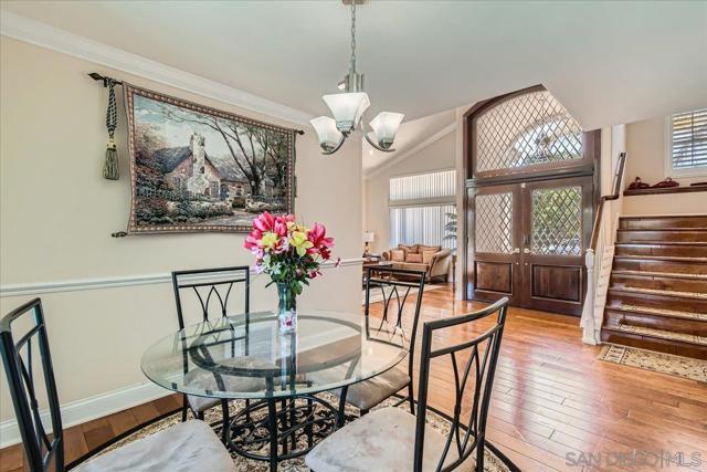 13422 Little Dawn Ln, Poway CA: https://media.crmls.org/mediaz/b0a8ddd9-1374-4e43-99eb-78a737f5310e.jpg