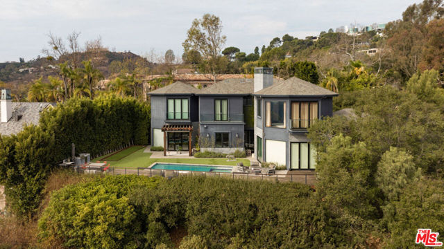 1774 Westridge Road, Los Angeles CA: https://media.crmls.org/mediaz/b0a99d26-c869-429b-bdf6-10dd605cadcb.jpg