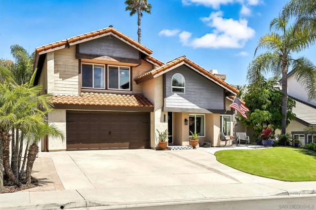 13445 Appalachian Way, San Diego CA: https://media.crmls.org/mediaz/b0a9f710-9d67-46c1-aeb2-64f714ef0e53.jpg