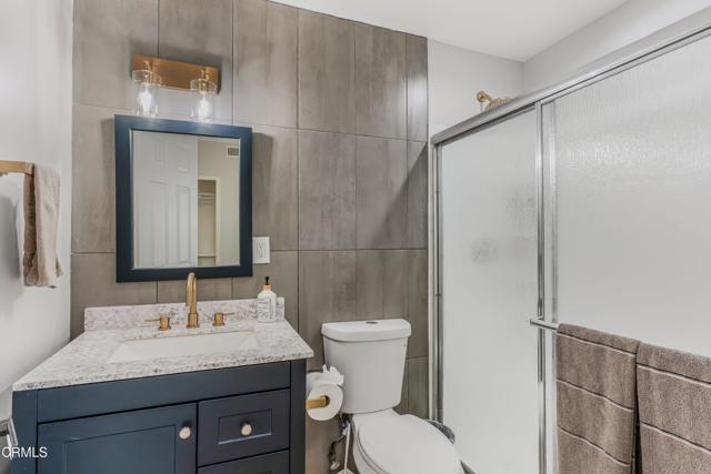 7745 Geyser Avenue, Reseda CA: https://media.crmls.org/mediaz/b0aa9365-f105-4ae5-a3b5-ed9ec06d3234.jpg