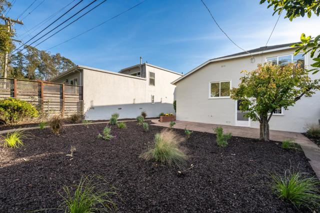 164 Wilshire Avenue, Daly City CA: https://media.crmls.org/mediaz/b0aabd0f-3700-4dc3-8c30-68c8a055f810.jpg