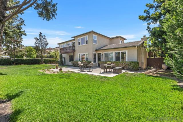 1833 Corte Galeana, Chula Vista CA: https://media.crmls.org/mediaz/b0aac242-077f-4737-bbbc-f13c24d04b56.jpg