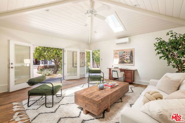2590 Armacost Avenue, Los Angeles CA: https://media.crmls.org/mediaz/b0ab7471-69cc-40b3-908c-5a846c0b6706.jpg