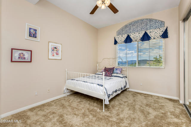 6285 Deerhill Road, Oak Park CA: https://media.crmls.org/mediaz/b0abd276-240c-4e5f-b325-bd50422a1117.jpg