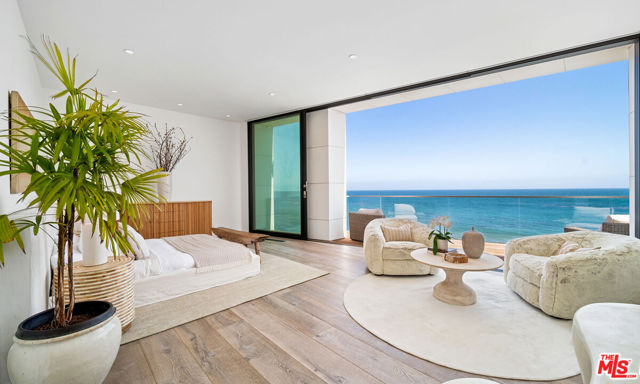26814 Malibu Cove Colony Drive, Malibu CA: https://media.crmls.org/mediaz/b0abdbee-c97f-4d7a-95fb-7b2cdd5b7d5b.jpg
