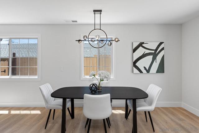 5252 Mount Blanca Dr, San Diego CA: https://media.crmls.org/mediaz/b0ac3259-0f9c-46bd-a86f-90f59bd39925.jpg