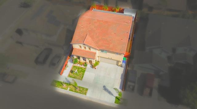 2385 N Mountainside Drive, Los Banos CA: https://media.crmls.org/mediaz/b0ac97e2-aae4-4b46-a2d2-51a3d744f833.jpg