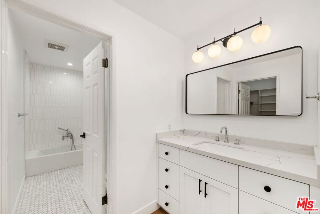 MLS #25495019 image #26