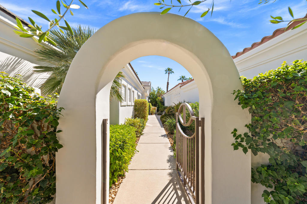 MLS #219135038DA image #4