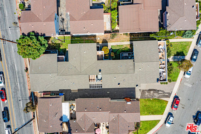 Image 4 of 13 For 1110 Barbara Street