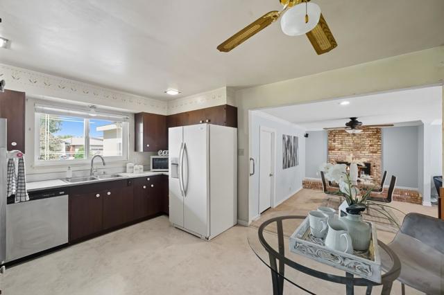 3456 Bonita Avenue, Santa Clara CA: https://media.crmls.org/mediaz/b0af8316-45ef-4936-b1ed-cbd565711951.jpg