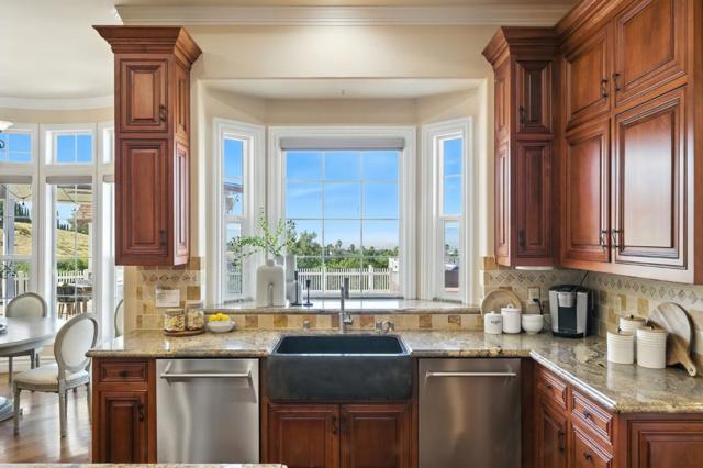 44989 Vista Del Sol, Fremont CA: https://media.crmls.org/mediaz/b0afe0ce-f35a-41af-b34a-84b2ce6847bd.jpg