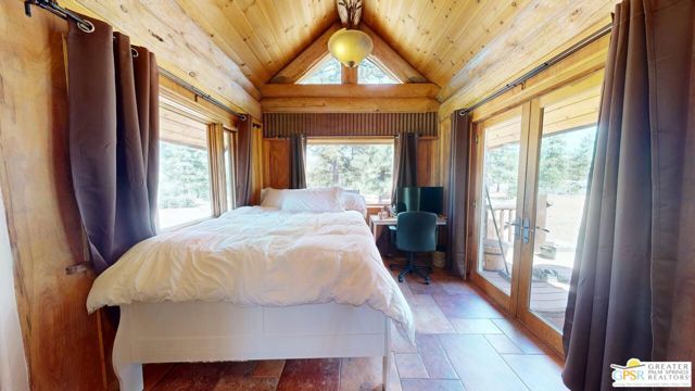 60164 Devils Ladder Road, Mountain Center CA: https://media.crmls.org/mediaz/b0b0d173-9168-4b9e-86c2-b26c94a55472.jpg