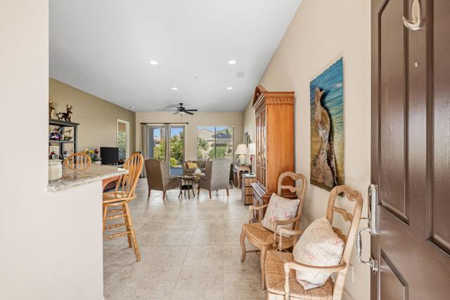 81708 Avenida De Baile, Indio CA: https://media.crmls.org/mediaz/b0b0f5cd-93e0-4531-a31f-078d7f219fe6.jpg