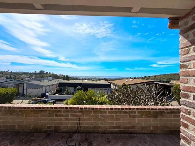 3063 Nute Way, San Diego CA: https://media.crmls.org/mediaz/b0b12763-c3fe-40d7-8c2a-7c3ad64a6693.jpg