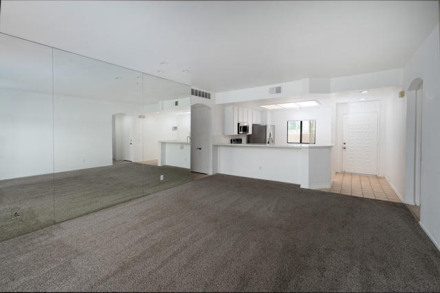 67564 Lagos Way, Cathedral City CA: https://media.crmls.org/mediaz/b0b1d6b1-9cff-42e6-aa03-d2636f8ed906.jpg