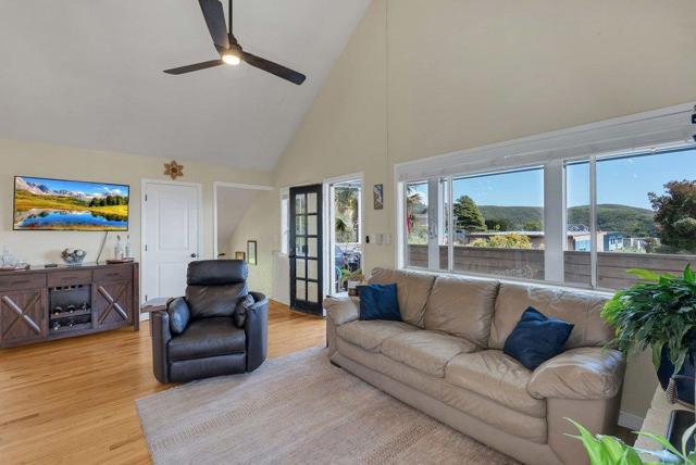 Image 8 of 63 For 61 Ocean Street