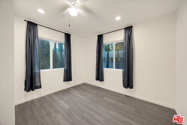 23899 Pioneer Camp Road, Crestline CA: https://media.crmls.org/mediaz/b0b3c594-109d-4497-8940-96770832939d.jpg