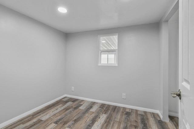 2950 Iris Ave, San Diego CA: https://media.crmls.org/mediaz/b0b3f7a7-e2a6-4476-91f4-68211e65145e.jpg