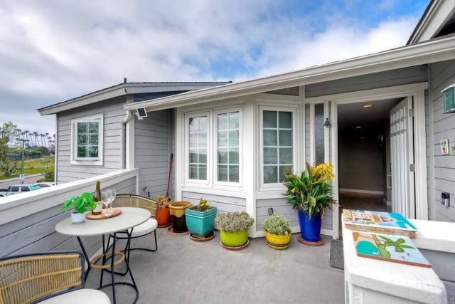 Detail Gallery Image 2 of 65 For 2132 S. Coast Hwy, Oceanside,  CA 92054 - 2 Beds | 2 Baths