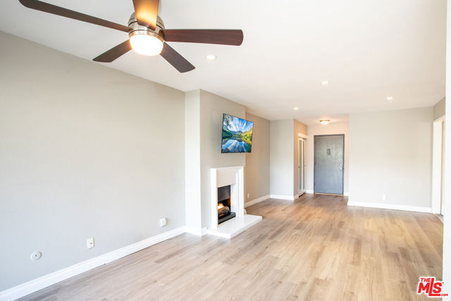 1211 Summertime Lane photo 5