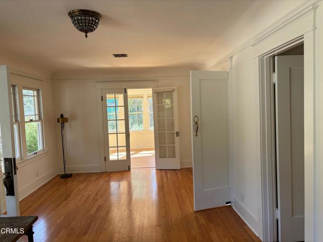 Detail Gallery Image 2 of 25 For 3128 Mills Ave, Glendale,  CA 91214 - 1 Beds | 1/1 Baths