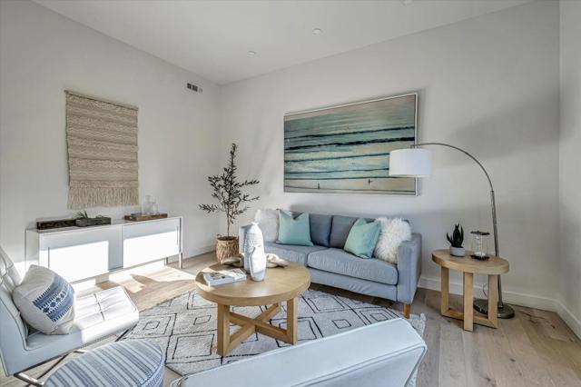 105 Darlington, Soquel CA: https://media.crmls.org/mediaz/b0b6aa57-7908-46b2-adea-9b0412ed1fc1.jpg