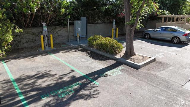 1477 De Rose Way, San Jose CA: https://media.crmls.org/mediaz/b0b7f800-1b54-4c47-9490-7c46e60fac2d.jpg