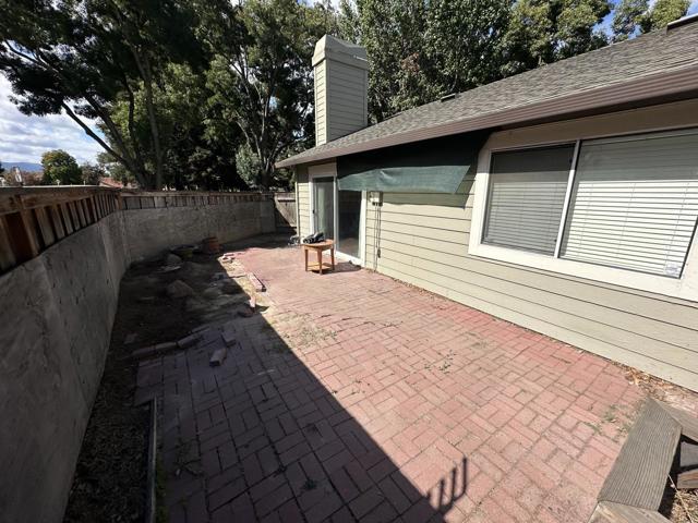 92 Frontier Trail Drive, San Jose CA: https://media.crmls.org/mediaz/b0b90428-f5a0-42b2-a799-9d1c060c2679.jpg