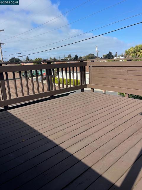 3530 Clinton Ave, Richmond CA: https://media.crmls.org/mediaz/b0b9ea4f-3d8d-4da9-86fa-0ac5fb8c8c60.jpg