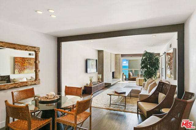 22626 Pacific Coast Highway, Malibu CA: https://media.crmls.org/mediaz/b0ba8057-c12e-4f0f-8a32-9b70629a0c36.jpg