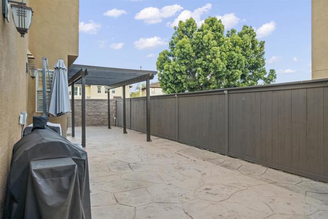 2194 Honeybee Street, Chula Vista CA: https://media.crmls.org/mediaz/b0bafaa0-652b-4e6a-aa51-afd423332eae.jpg