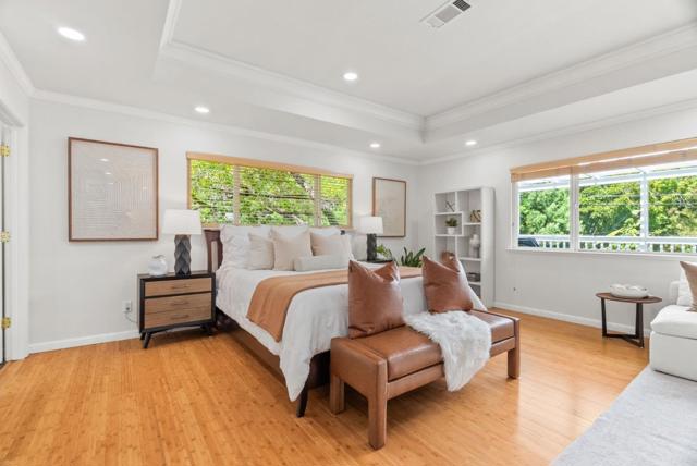 10500 Creston Drive, Los Altos CA: https://media.crmls.org/mediaz/b0bc66e8-192d-42b0-a43c-6c890ff4ff41.jpg