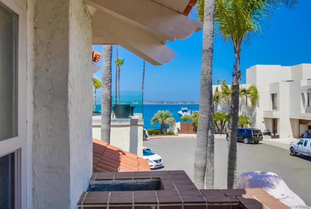 6 Buccaneer Way, Coronado CA: https://media.crmls.org/mediaz/b0bd1ee3-7f15-47af-9ded-cd3e8dd5a7e0.jpg