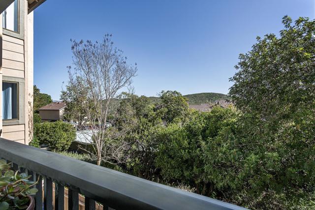 Detail Gallery Image 2 of 36 For 2946 Alanwood Ct, Spring Valley,  CA 91978 - 2 Beds | 2 Baths