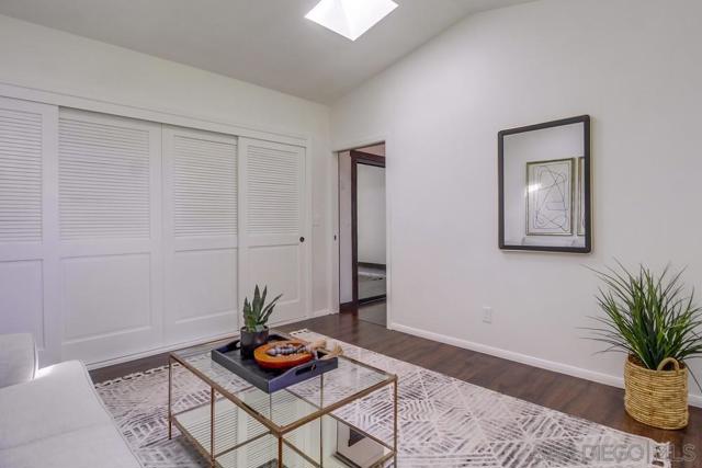 3886 Santa Cruz, San Diego CA: https://media.crmls.org/mediaz/b0bec099-27d3-4078-bb0c-f0ba8a7d299e.jpg